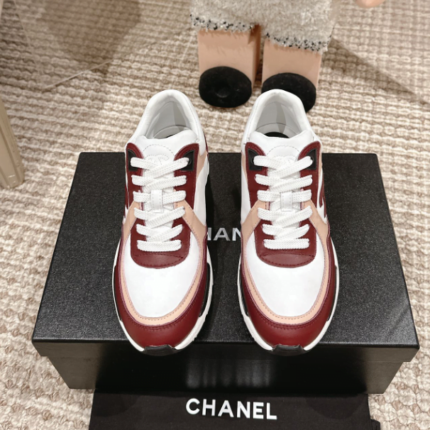 Chanel 2023K beautiful new sneakers size: Women 35-41 .Men: 39-45 note shoes size when you fill shipping address
