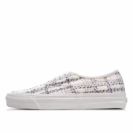 Vans Authentic Low-Top Sneakers