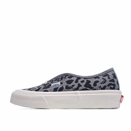 Vans Authentic Low-Top Sneakers