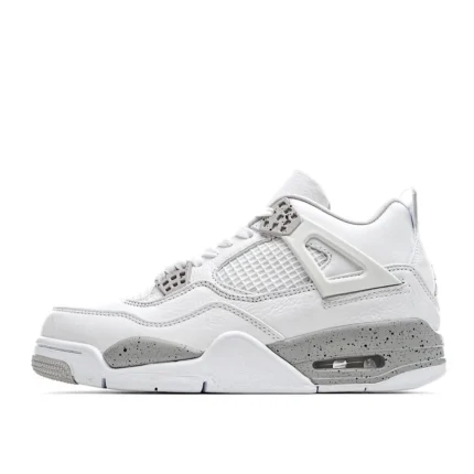 Air Jordan 4 "White Oreo"