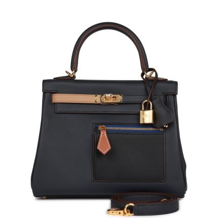 Hermès Colormatic Kelly Retourne 25 Caban. Black and Chai Swift Gold Hardware